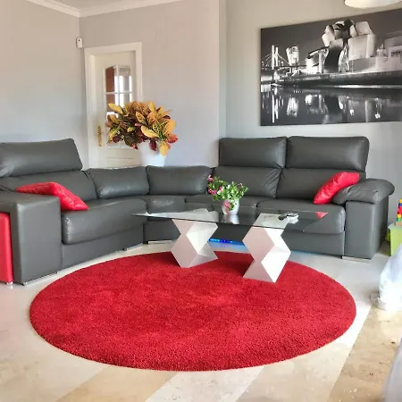 The Elviria Penthouse, Appartement